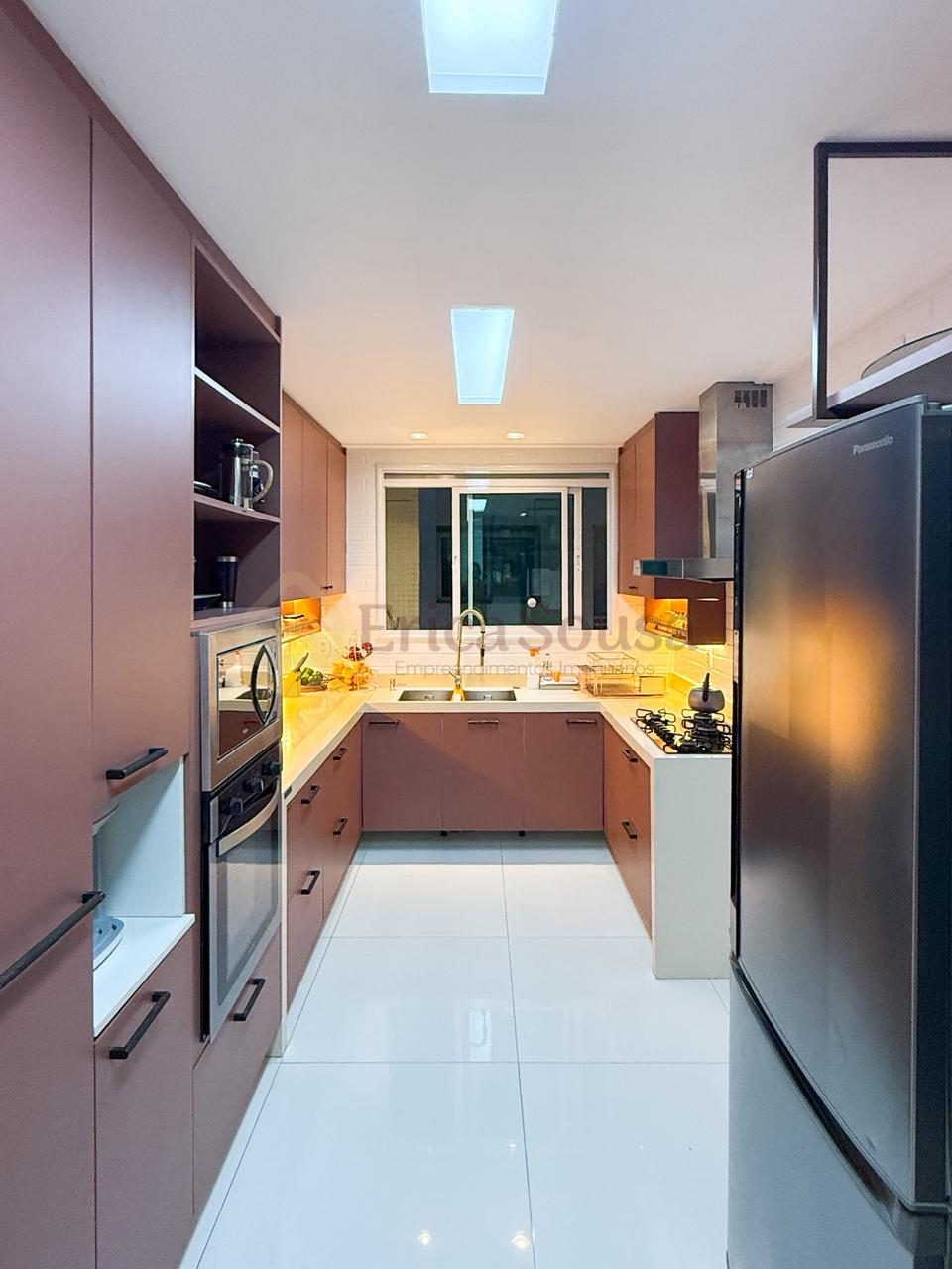 Apartamento 4 suítes para Venda no bairro Ponta D
