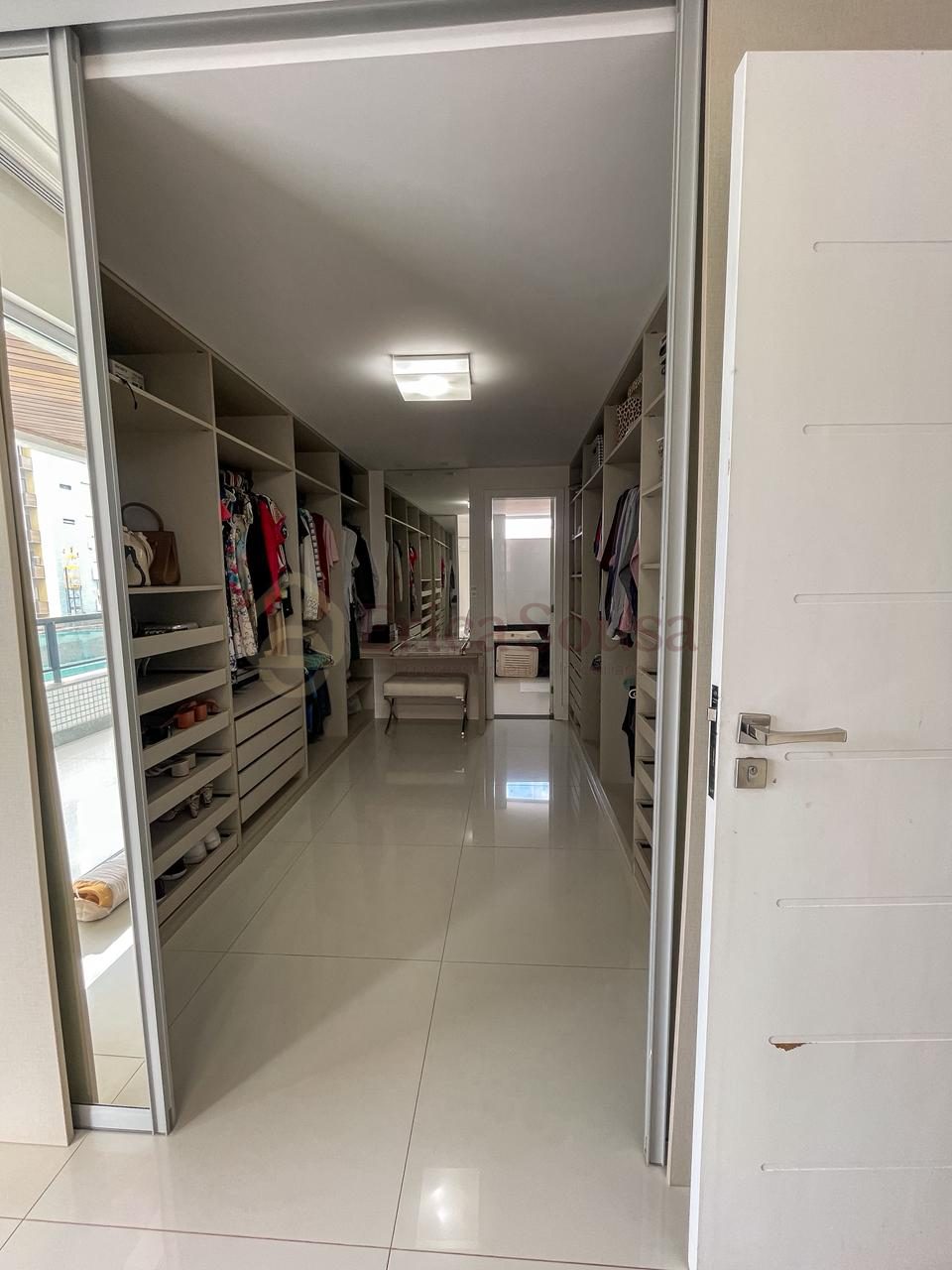 Apartamento 4 quartos para Venda no bairro Renascença em São Luís