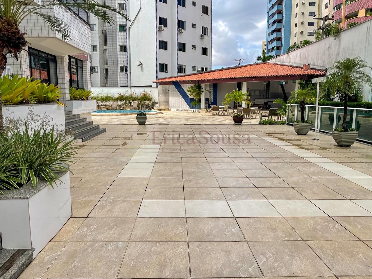 Apartamento 4 quartos para Venda no bairro Renascença em São Luís