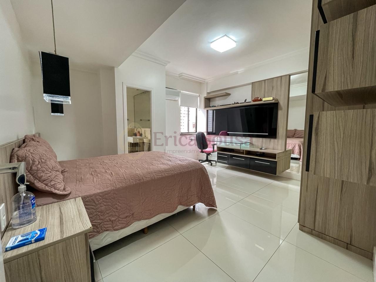 Apartamento 4 quartos para Venda no bairro Renascença em São Luís