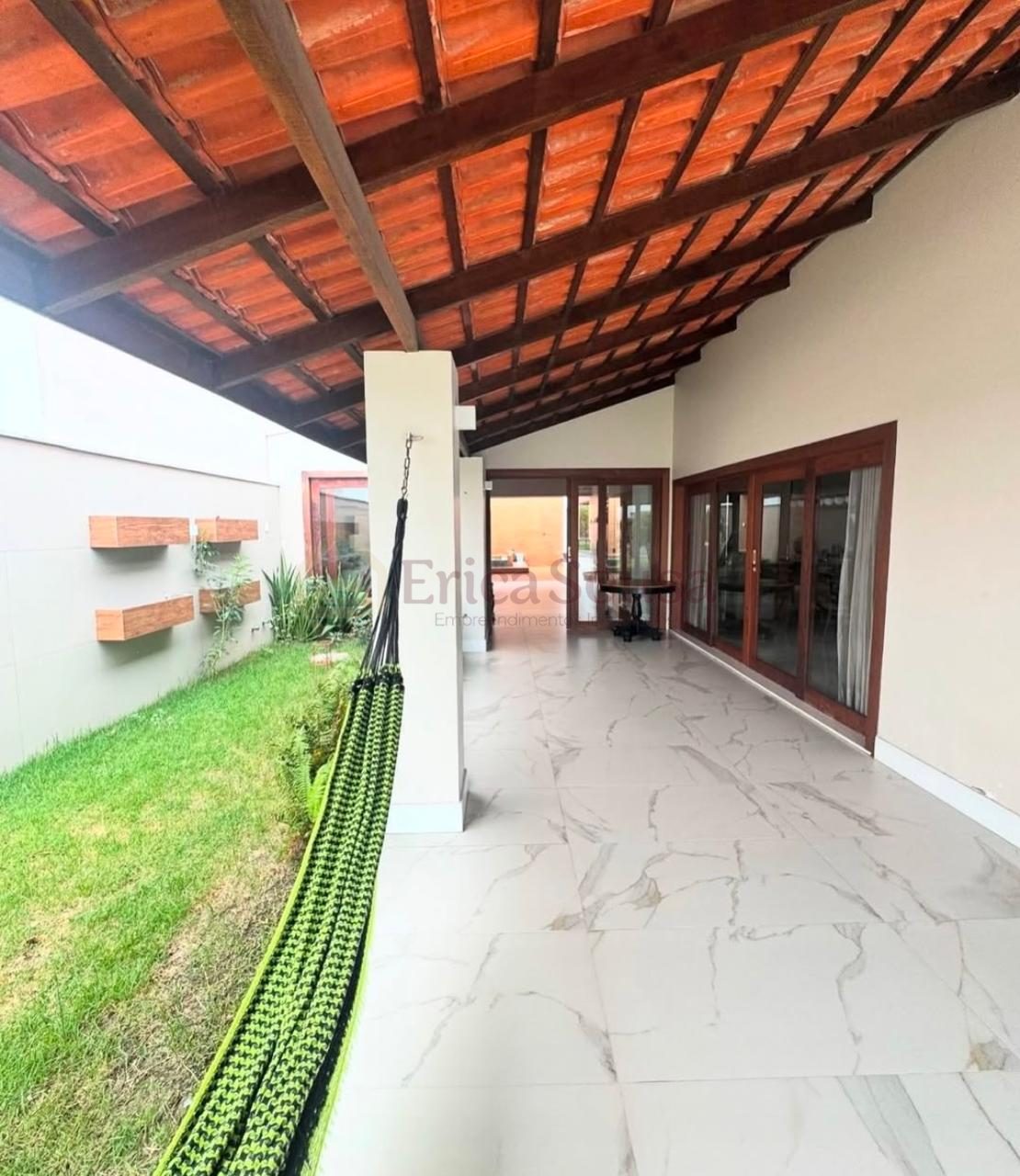 Casa 5 quartos para Venda no bairro Calhau em São Luís