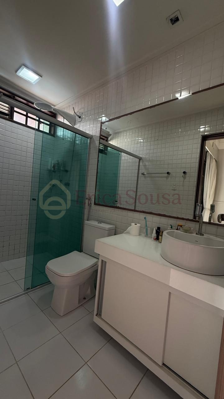 Casa 4 suítes para Venda no bairro Quintas do Calhau em São Luís