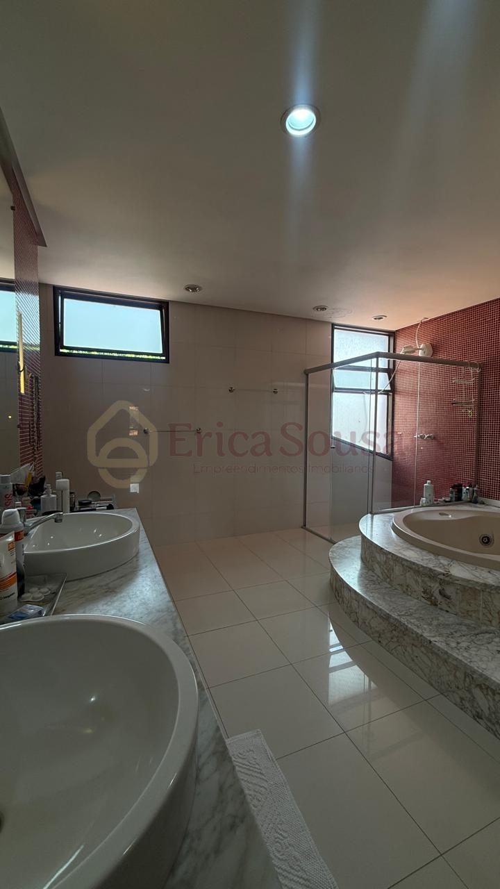 Casa 4 suítes para Venda no bairro Quintas do Calhau em São Luís