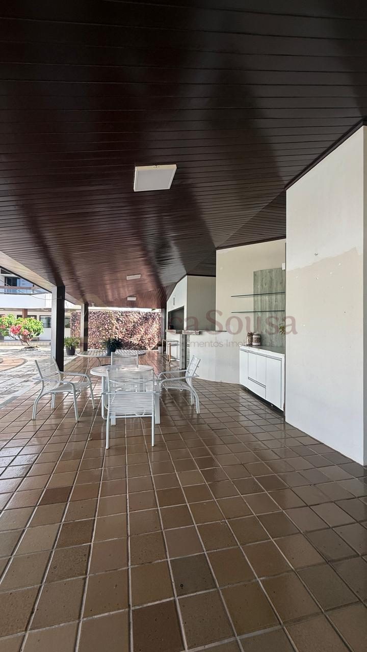 Casa 4 suítes para Venda no bairro Quintas do Calhau em São Luís