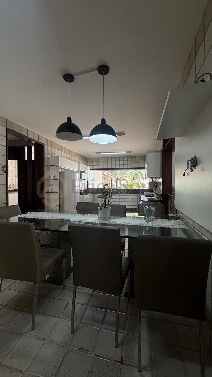 Casa 4 suítes para Venda no bairro Quintas do Calhau em São Luís